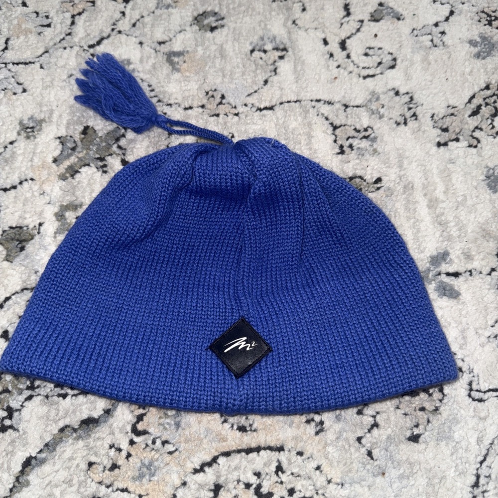 Merkley Headgear 100% Virgin Wool Knit Beanie Blue  With Tassle Lined